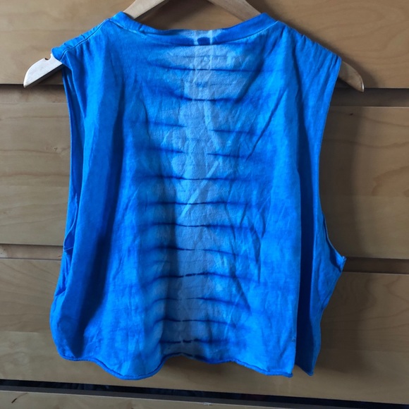 •4/$30• Vans Tye Dye Blue Crop Top Tank - Picture 6 of 7